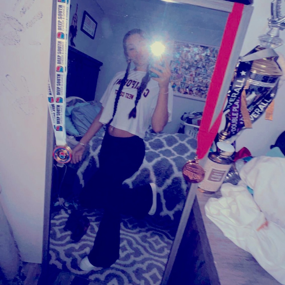 Meet your Posher, Victoria